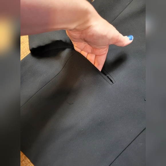 FREE W BUNDLE Cleo four button blazer - Picture 4 of 10